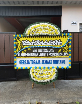 Papan Bunga Duka di Jember