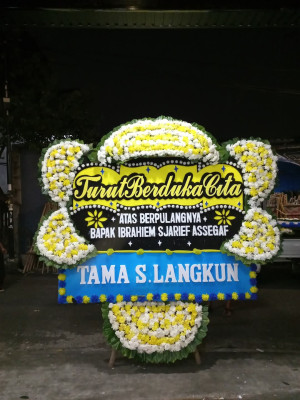 Papan Bunga Duka di Jember